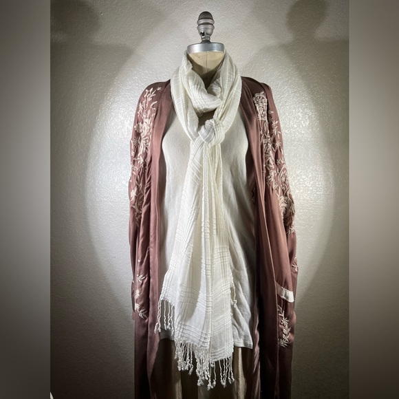 Magnolia Pearl Other - Magnolia Pearl Madonna Kimono OS NWT